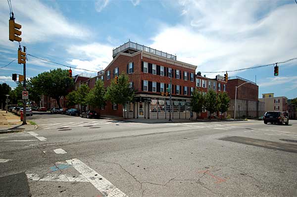 Looking Southwest at Riverside Avenue on Fort Avenue